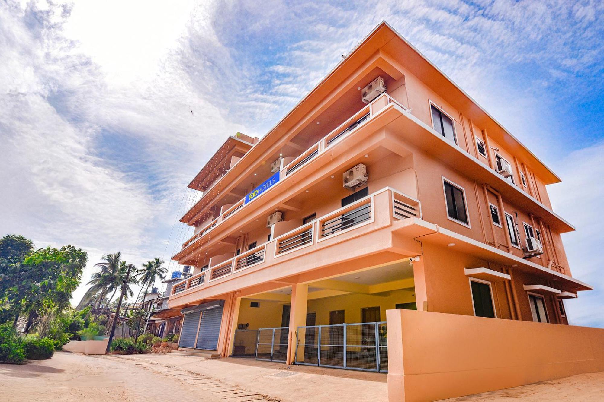 Fabhotel Baga Tulip - 500M From Baga Beach Екстер'єр фото